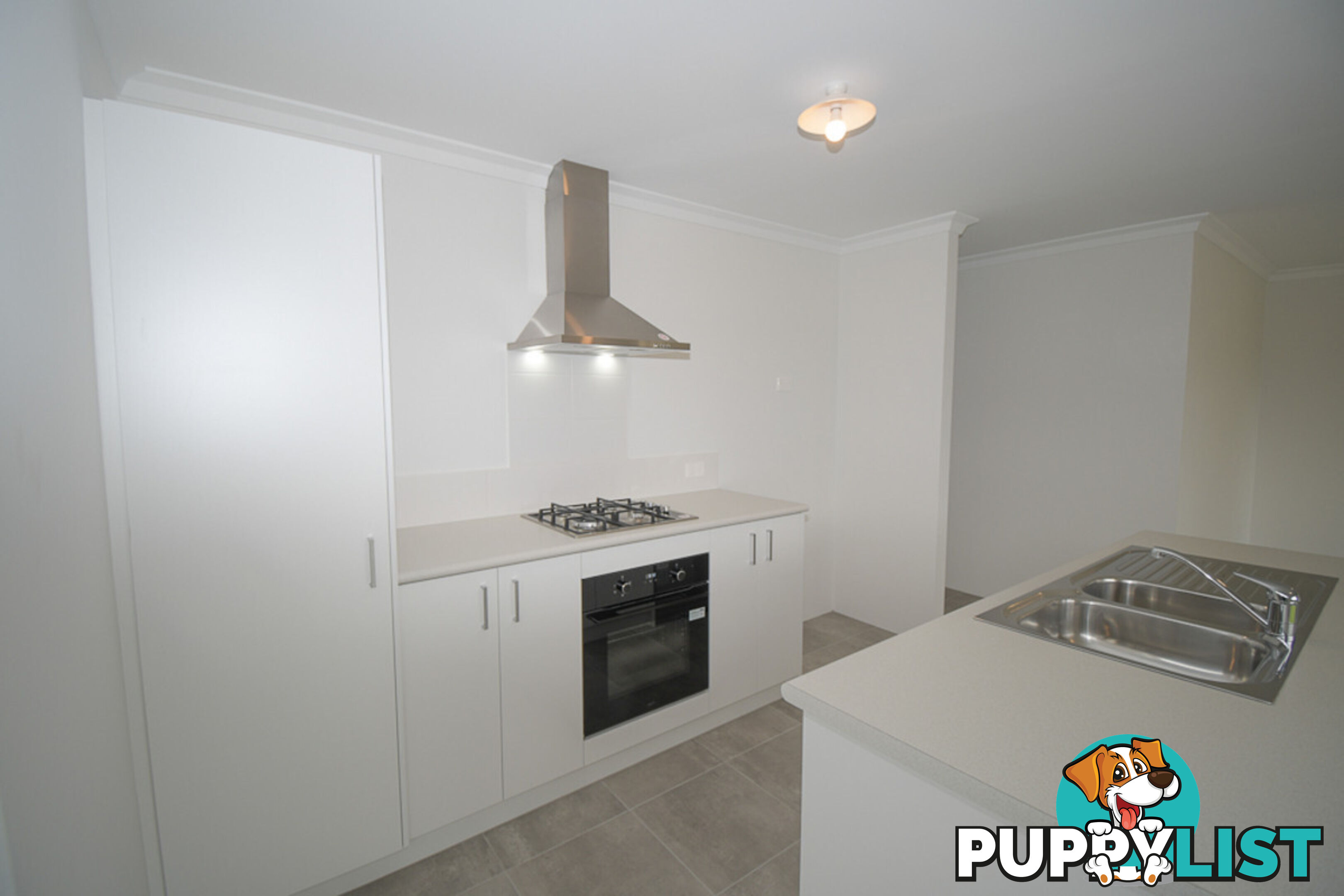 18A Westport Street MADORA BAY WA 6210