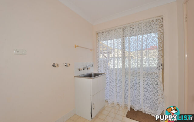 1/2 Gleneagles Place HALLS HEAD WA 6210