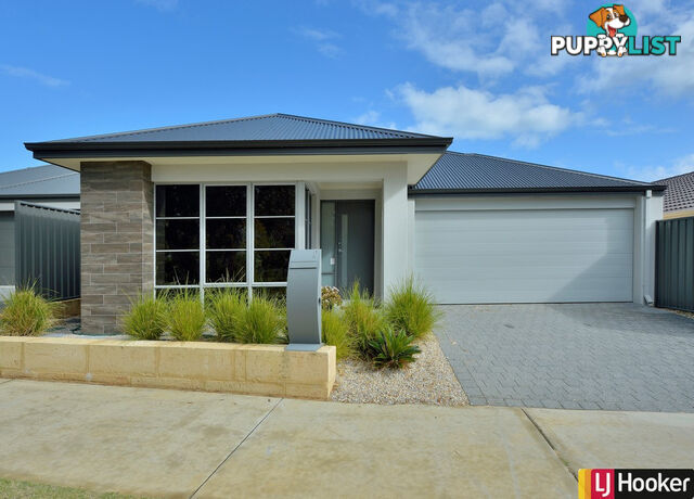 17 Clarendon Circuit LAKELANDS WA 6180