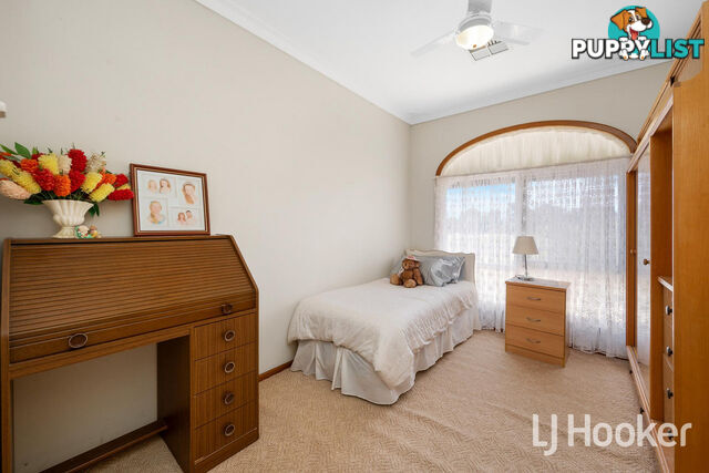 55 Hougham Road BARRAGUP WA 6209