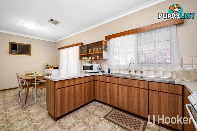 55 Hougham Road BARRAGUP WA 6209