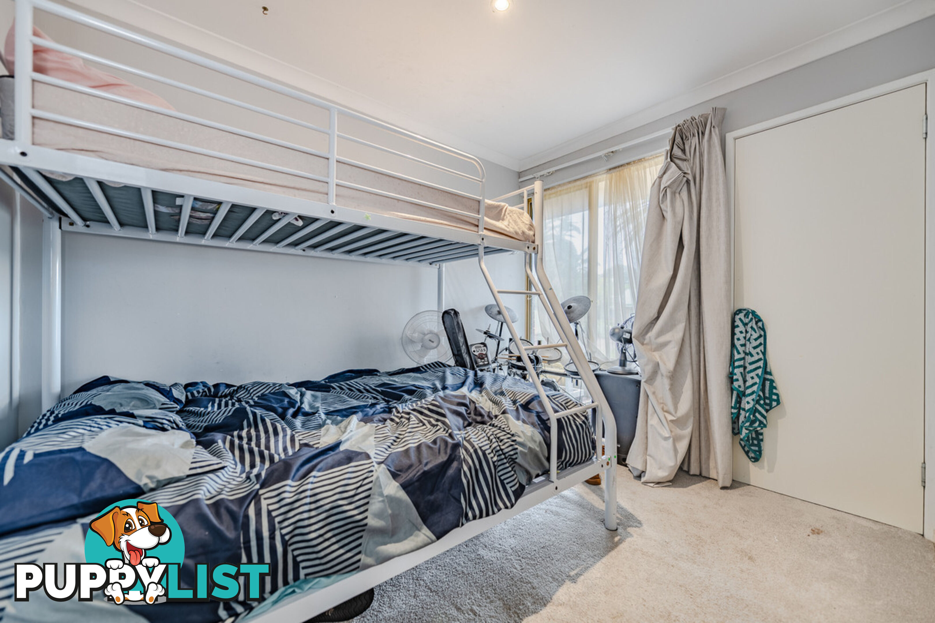8 Cambridge Drive GREENFIELDS WA 6210