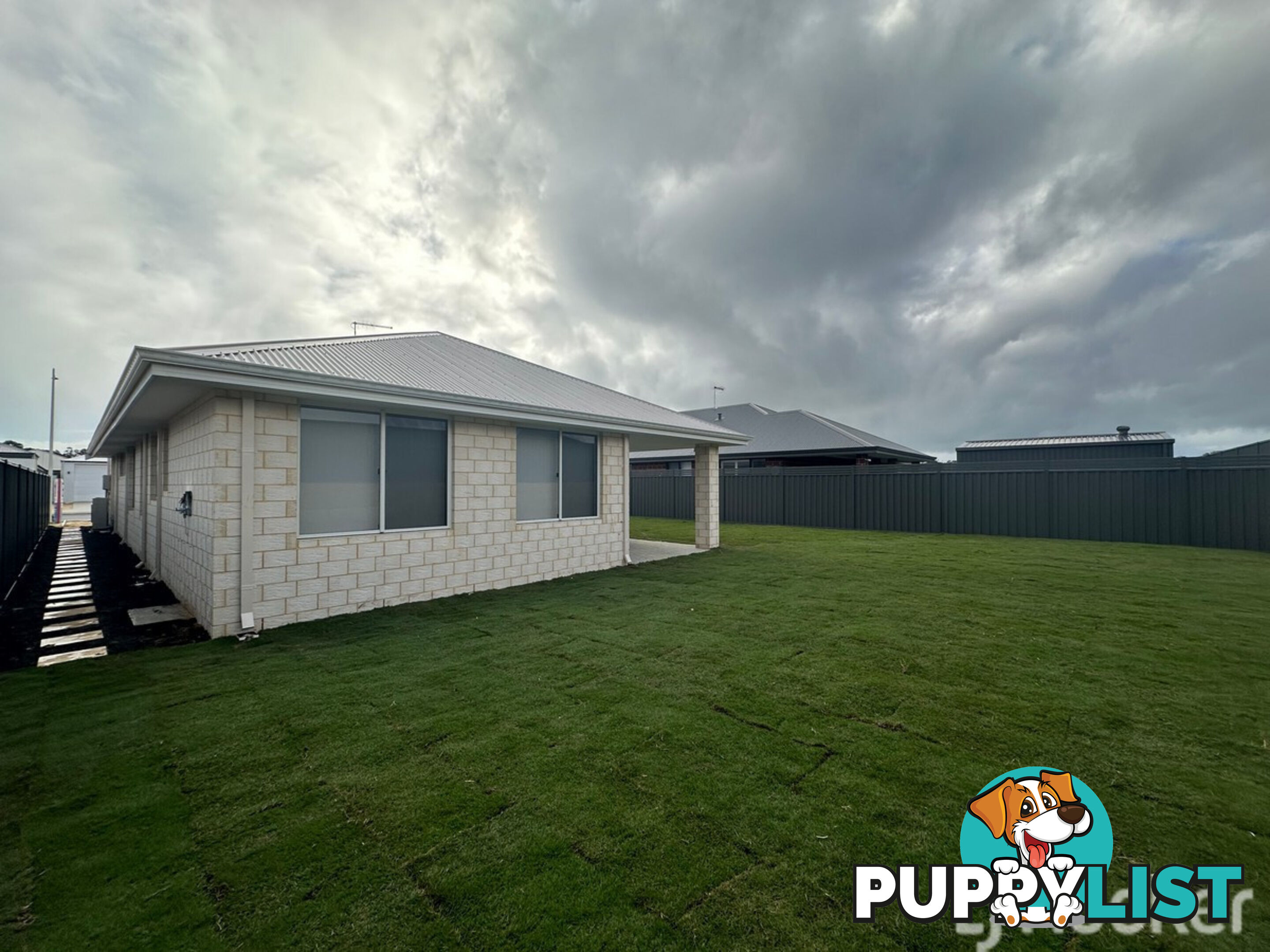 18 Wiluna Street DAWESVILLE WA 6211