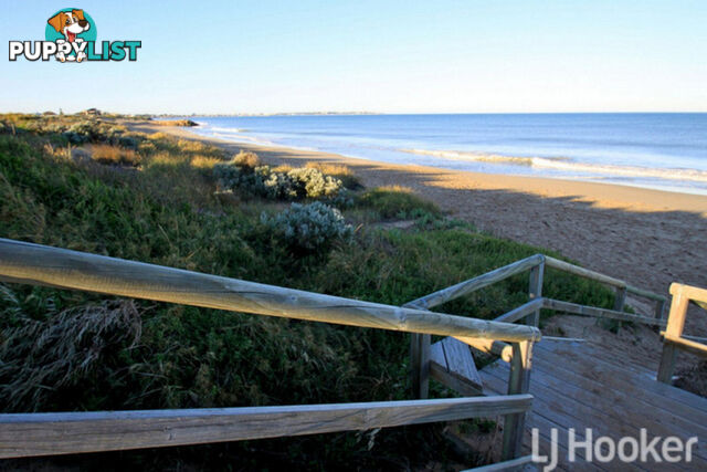 20 Lauderdale Road MADORA BAY WA 6210