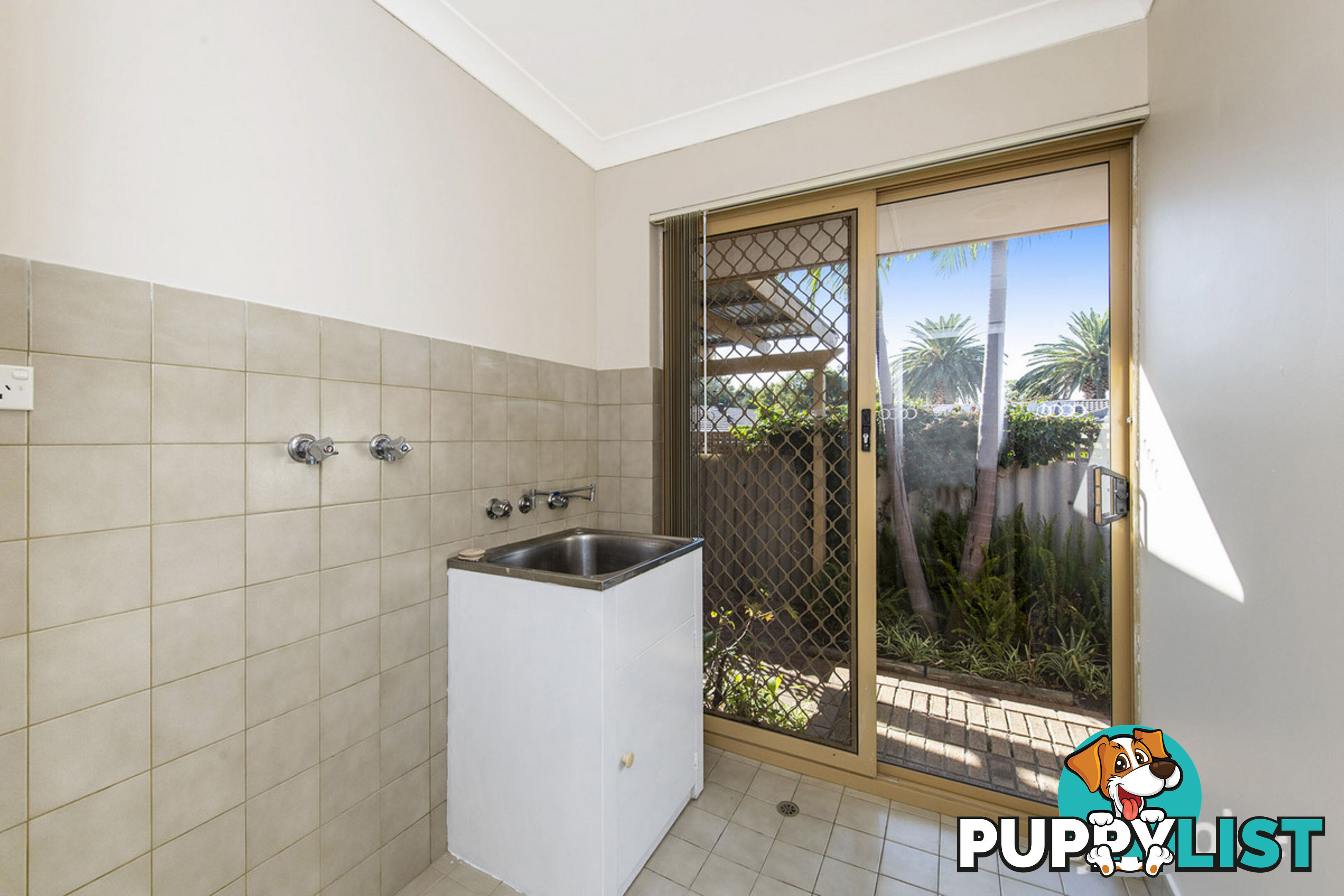 2/15 Newstead Close HALLS HEAD WA 6210