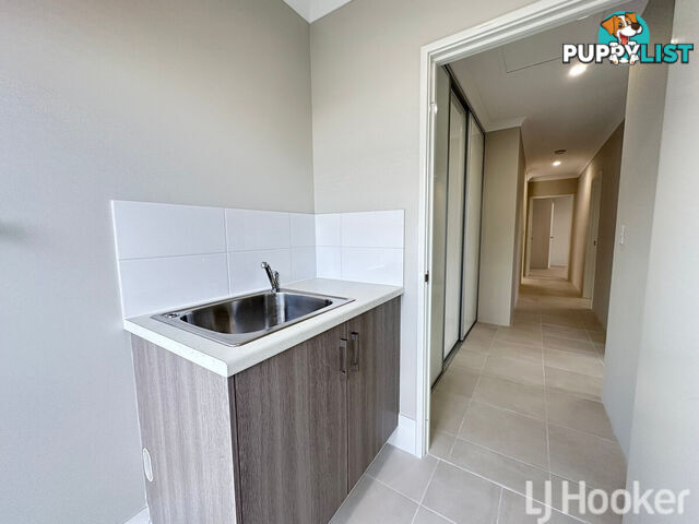 63 Coronado Way MADORA BAY WA 6210