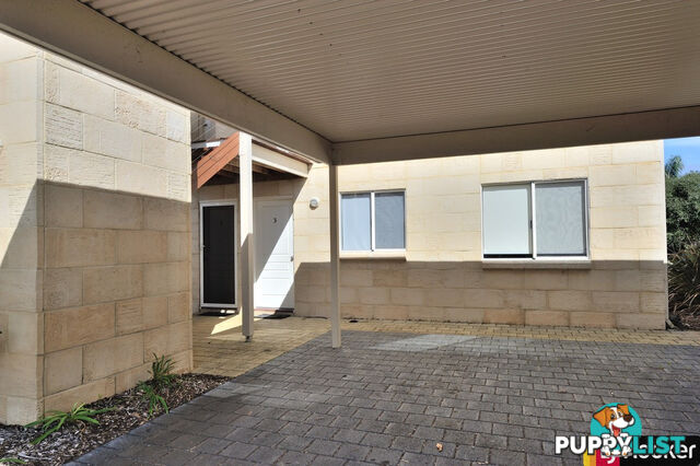 3/1 Lakes Crescent SOUTH YUNDERUP WA 6208
