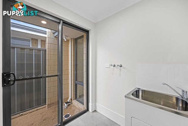 43 Tidal Drive PORT KENNEDY WA 6172