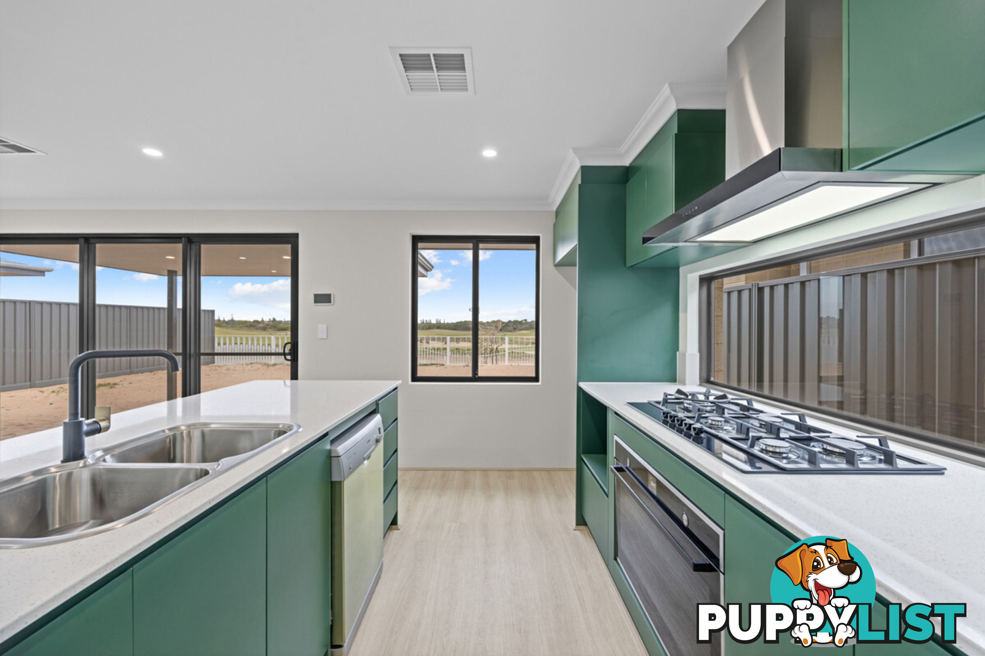 43 Tidal Drive PORT KENNEDY WA 6172