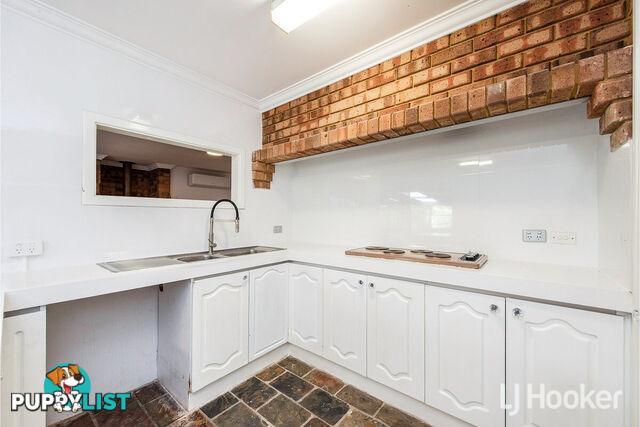 1 Lorne Place DUDLEY PARK WA 6210