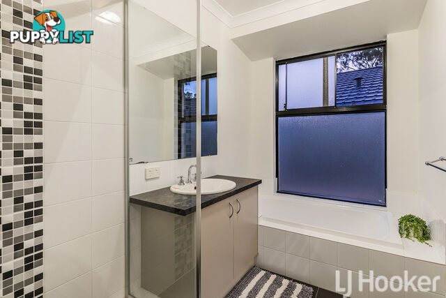 16 Finchley Way WELLARD WA 6170