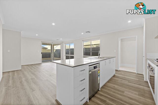 51 Capistrano Way MADORA BAY WA 6210