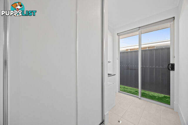 2 Bross Way LAKELANDS WA 6180
