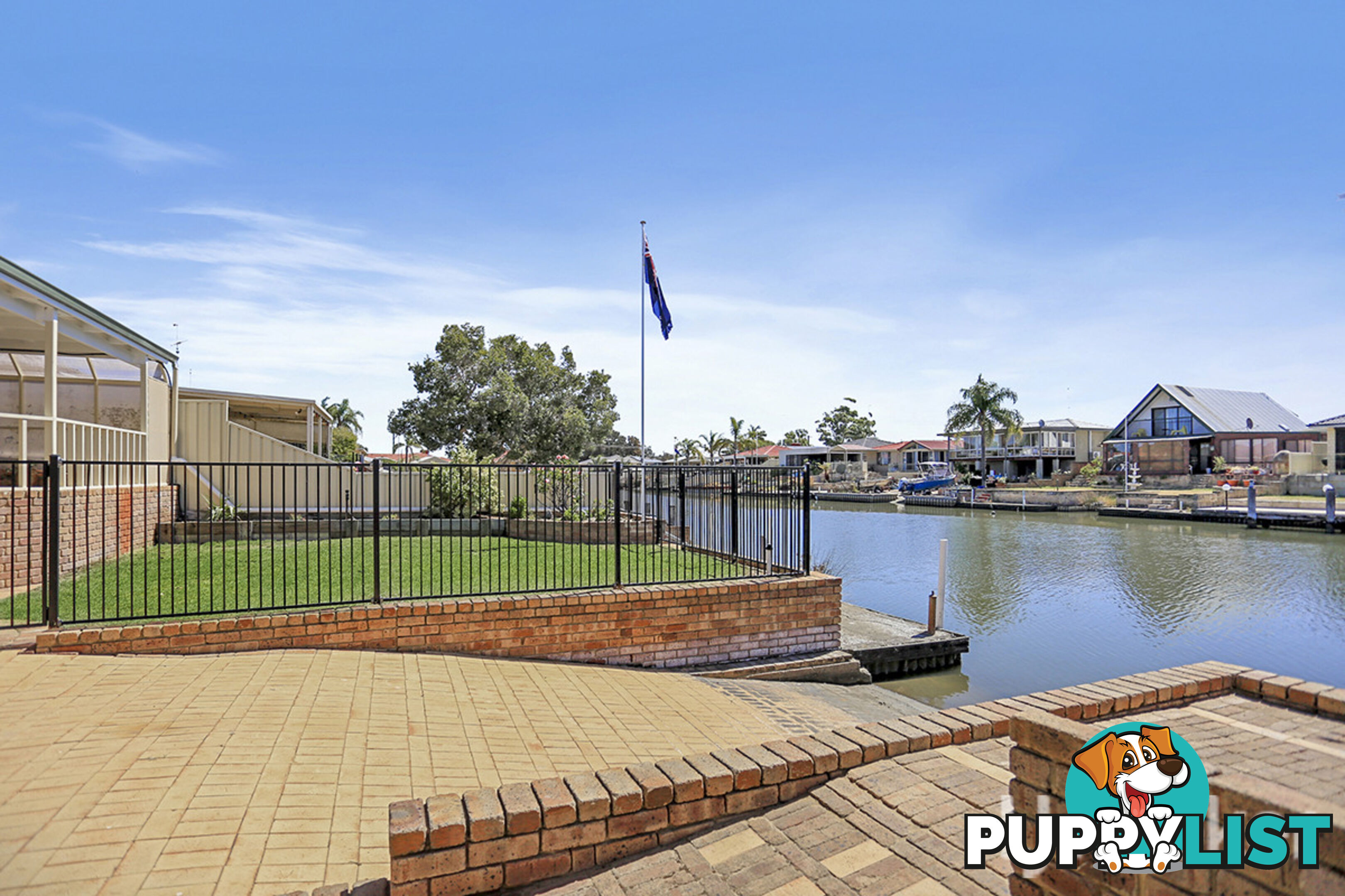 13 Woolah Place SOUTH YUNDERUP WA 6208