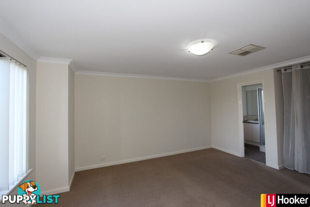 8 Abbeytown Circle WAIKIKI WA 6169