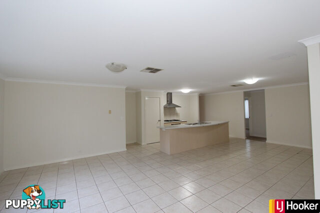 8 Abbeytown Circle WAIKIKI WA 6169