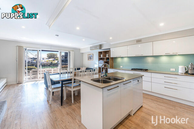 22/20 Apollo Place HALLS HEAD WA 6210