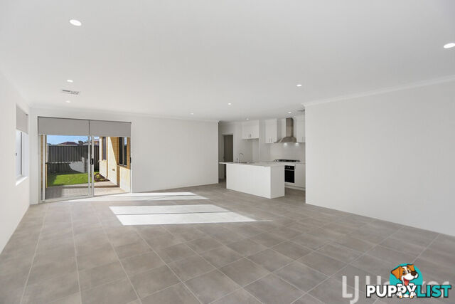 8 Cabrillo Road MADORA BAY WA 6210