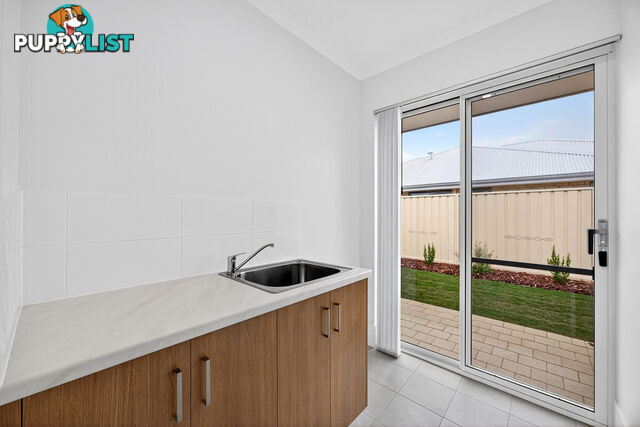 82 Dandaragan Drive DAWESVILLE WA 6211