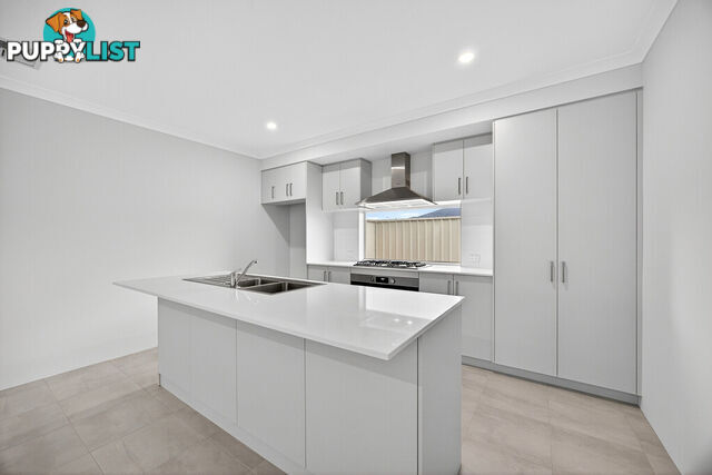 82 Dandaragan Drive DAWESVILLE WA 6211