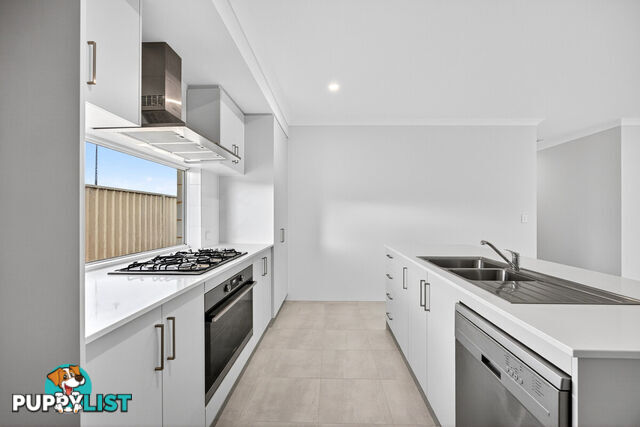 82 Dandaragan Drive DAWESVILLE WA 6211