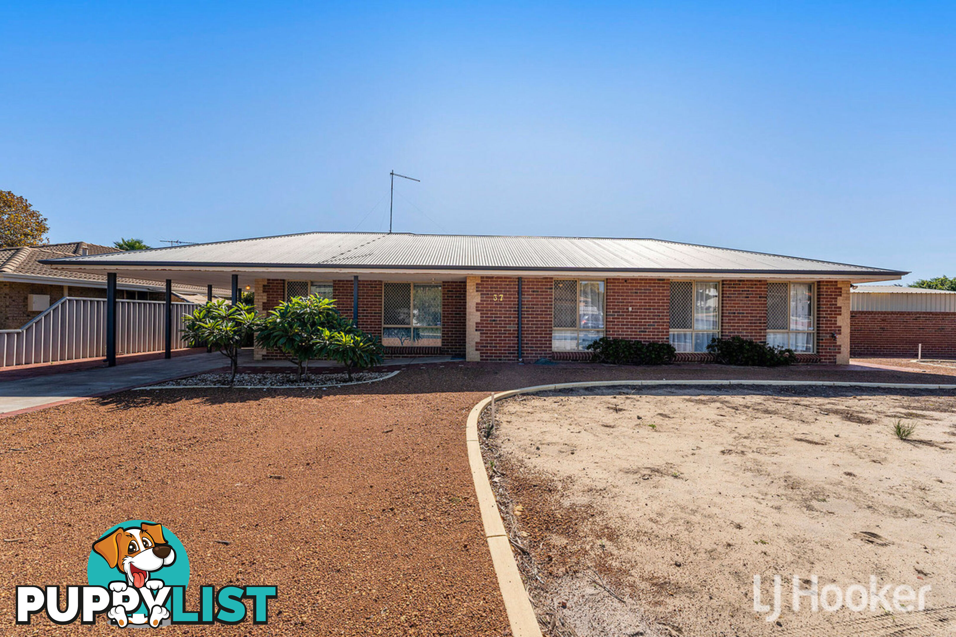 37 Silvertop Avenue HALLS HEAD WA 6210