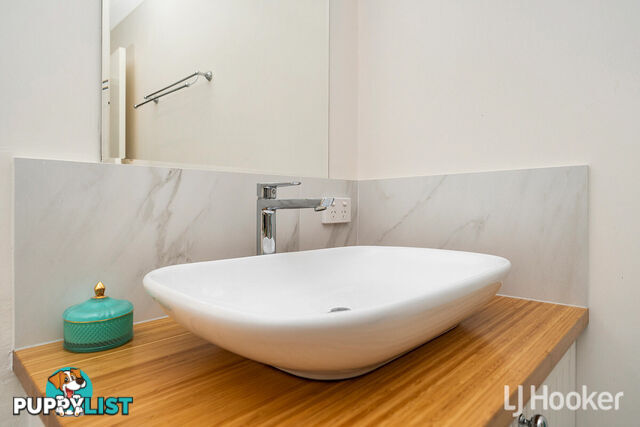 37 Silvertop Avenue HALLS HEAD WA 6210