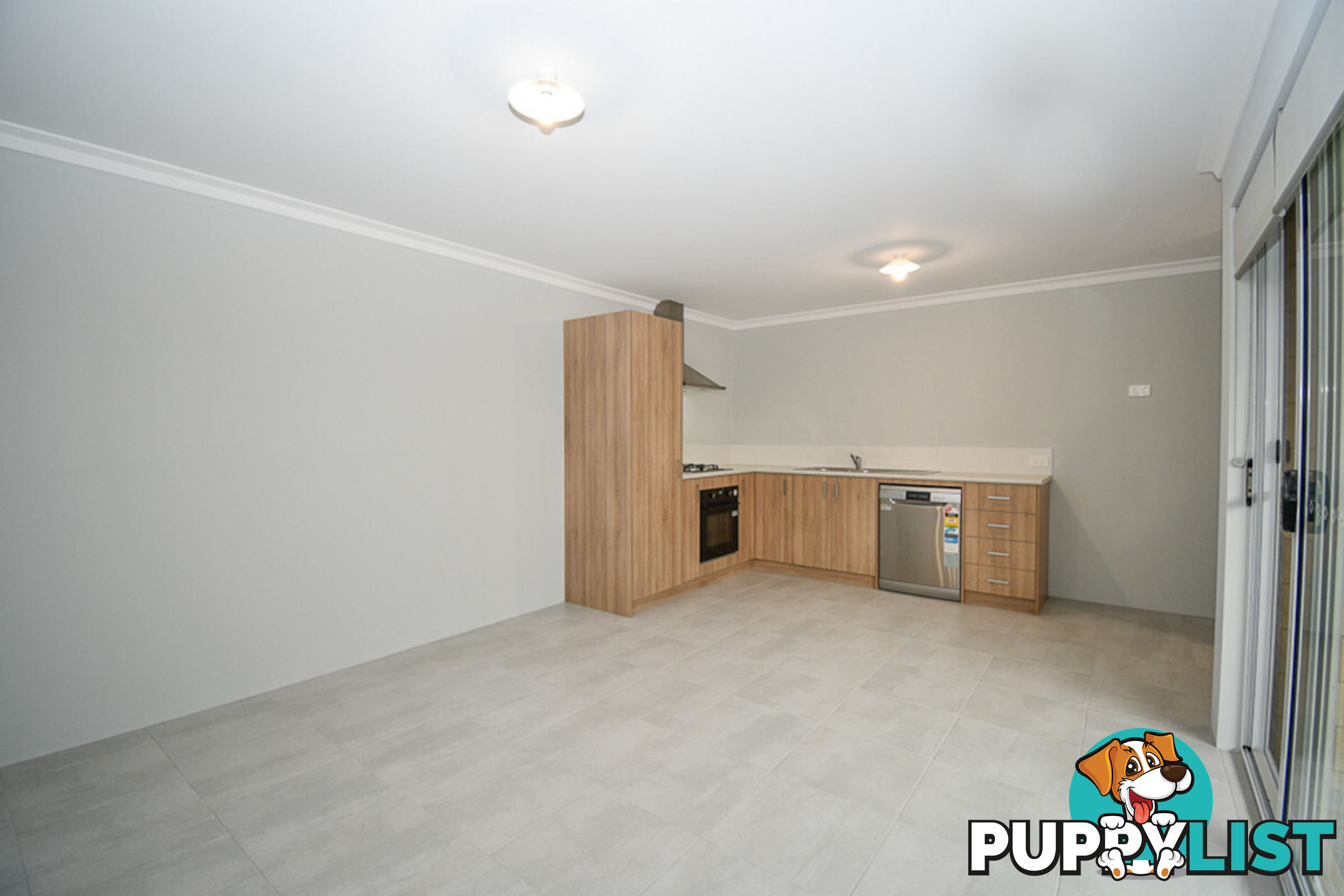 20B Westport Street MADORA BAY WA 6210