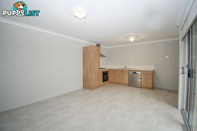 20B Westport Street MADORA BAY WA 6210