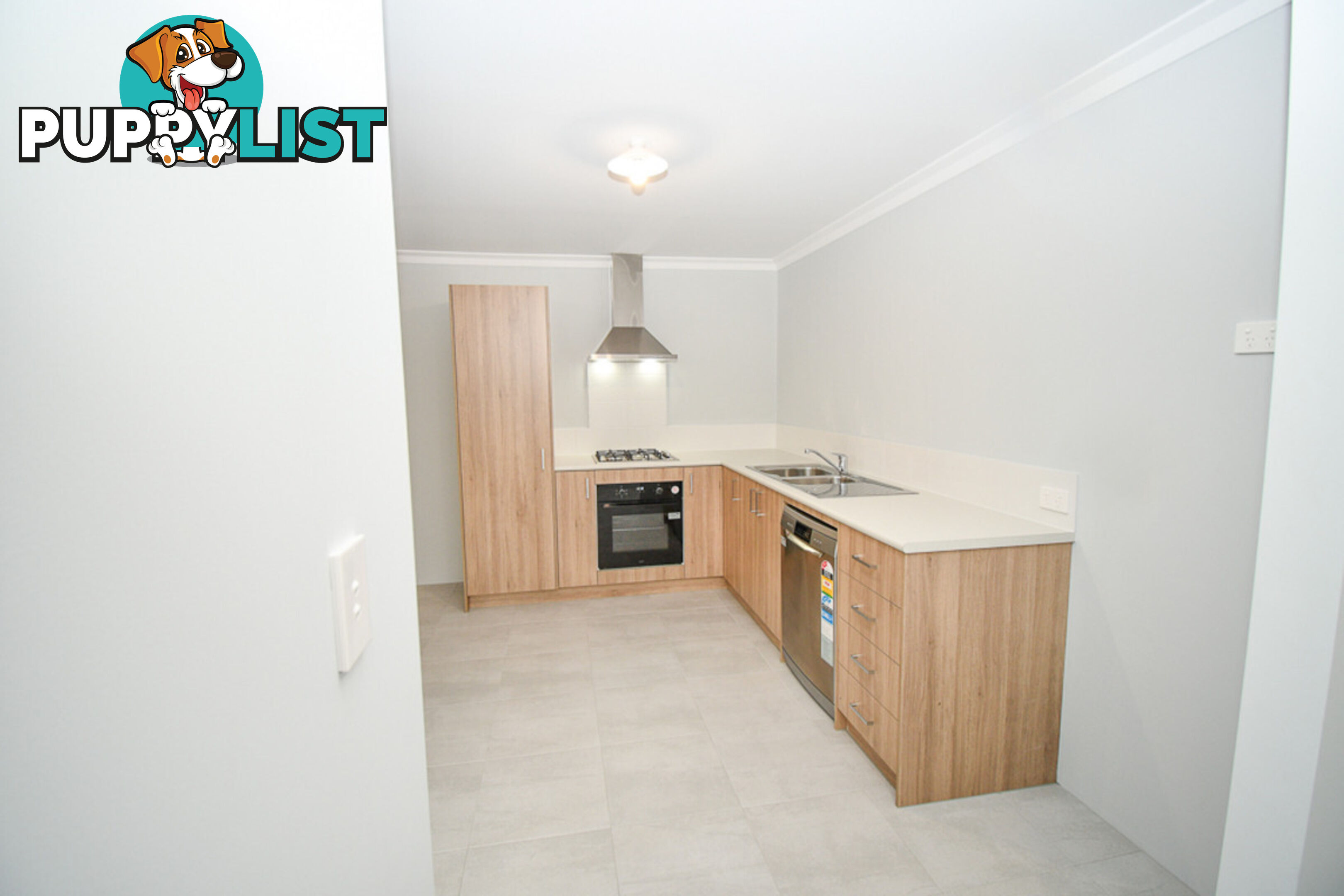 20B Westport Street MADORA BAY WA 6210