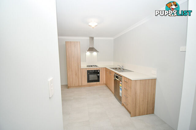 20B Westport Street MADORA BAY WA 6210