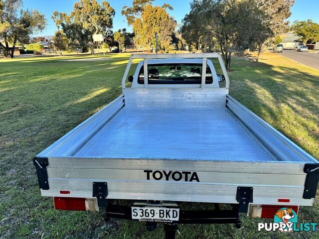 2016 TOYOTA HILUX WORKMATE TGN121R CAB CHASSIS