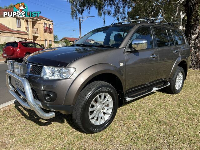 2011 MITSUBISHI CHALLENGER LS (5 SEAT) (4X4) PB MY11 WAGON