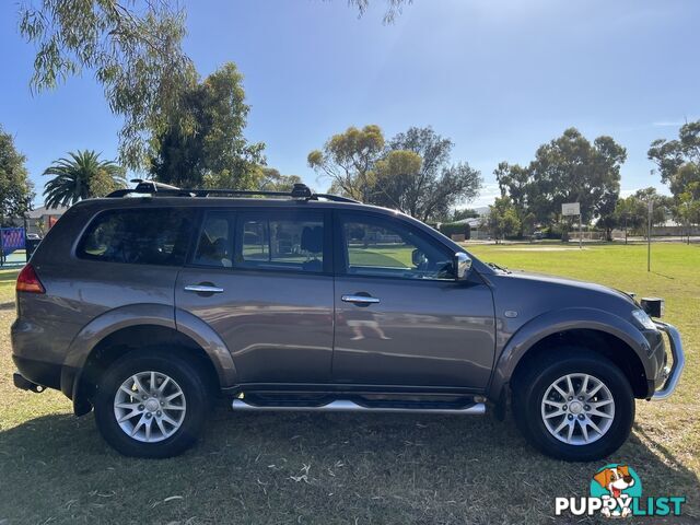 2011 MITSUBISHI CHALLENGER LS (5 SEAT) (4X4) PB MY11 WAGON