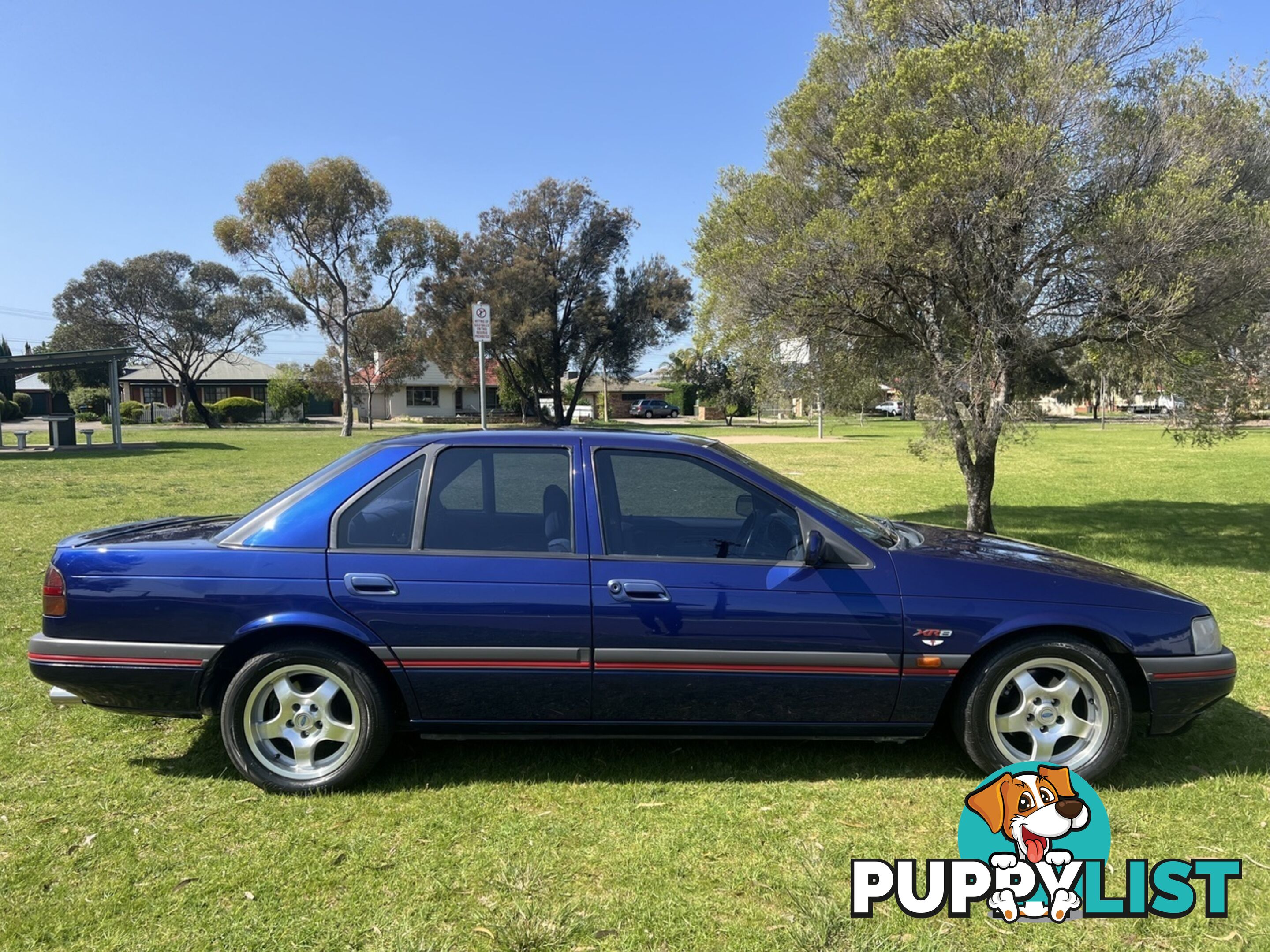 1993 FORD FALCON S XR8 ED SEDAN