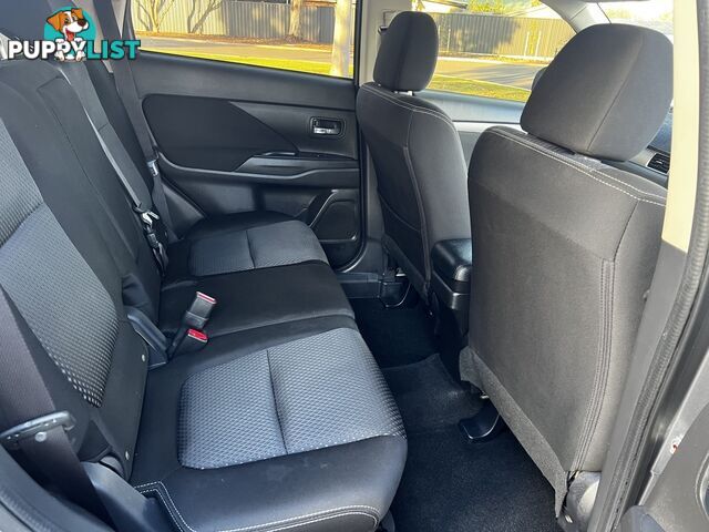 2016 MITSUBISHI OUTLANDER LS (4X2) ZK MY16 WAGON
