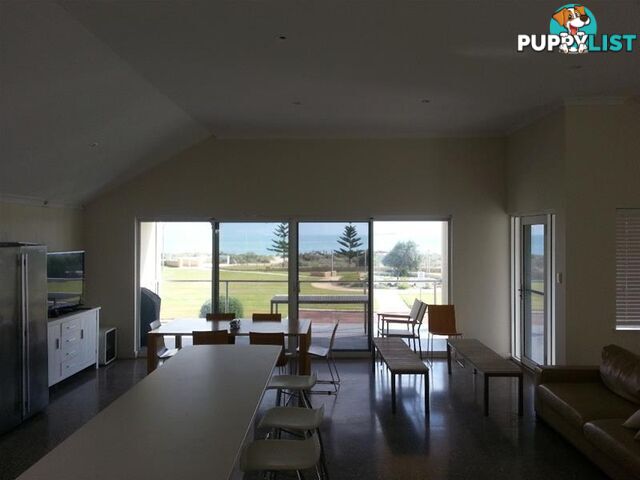 11 (U2) Heaton  Street Jurien Bay WA 6516