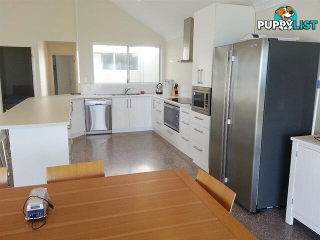 11 (U2) Heaton  Street Jurien Bay WA 6516