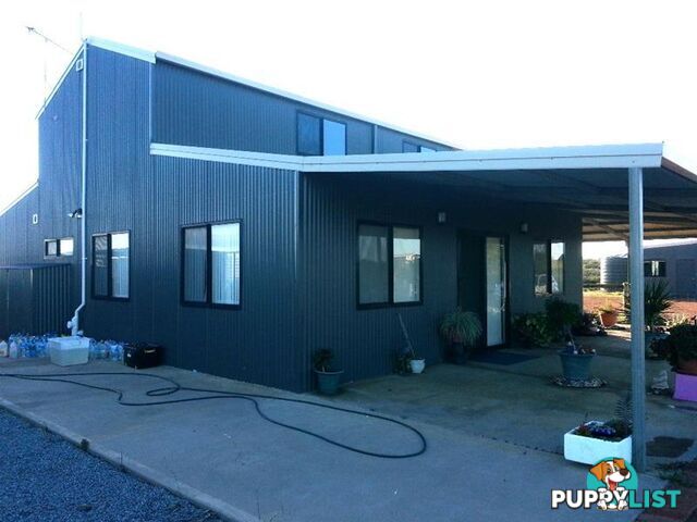 225 River Loop Jurien Bay WA 6516