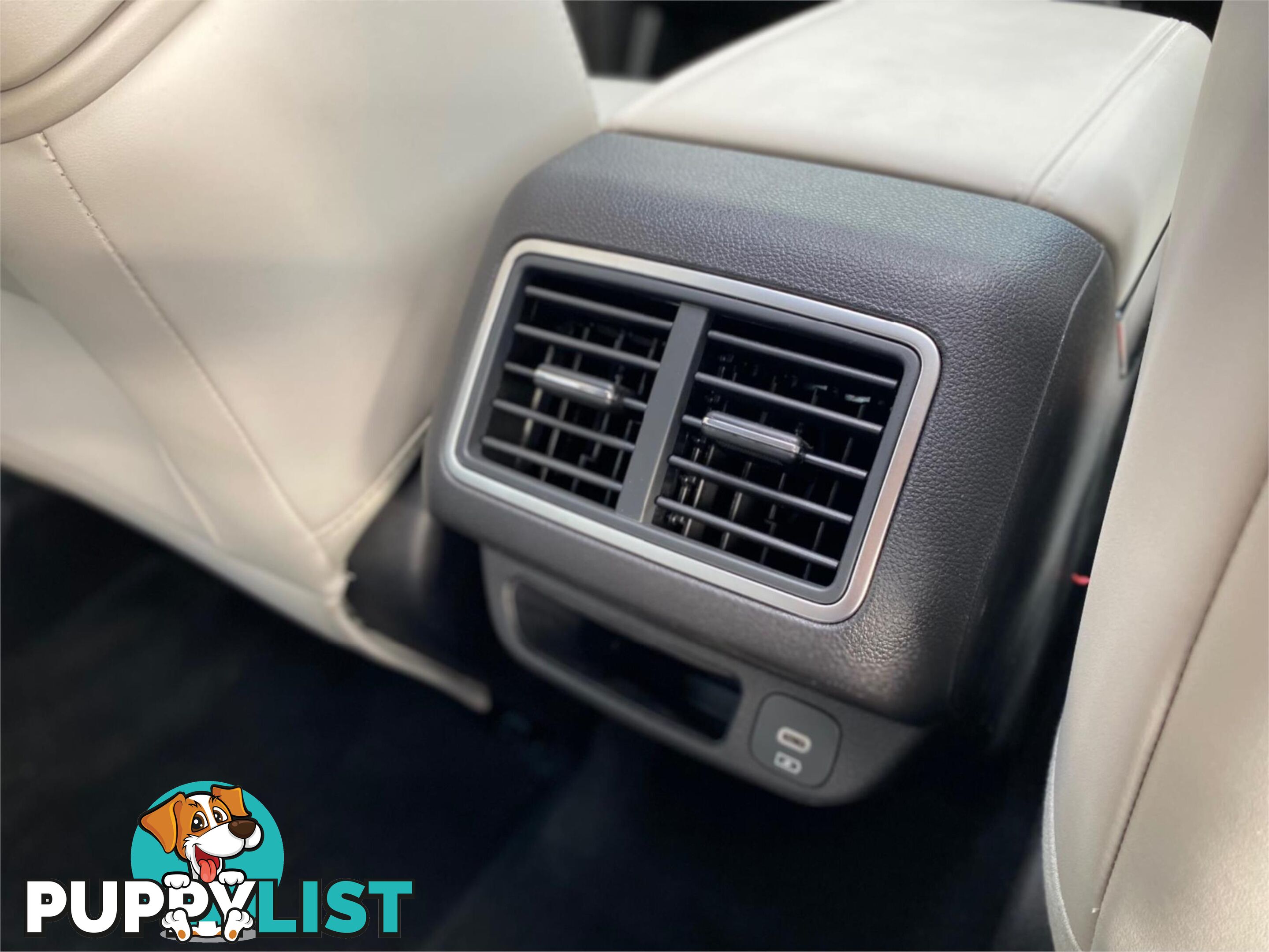 2023 MAHINDRA XUV700  AX7L WAGON