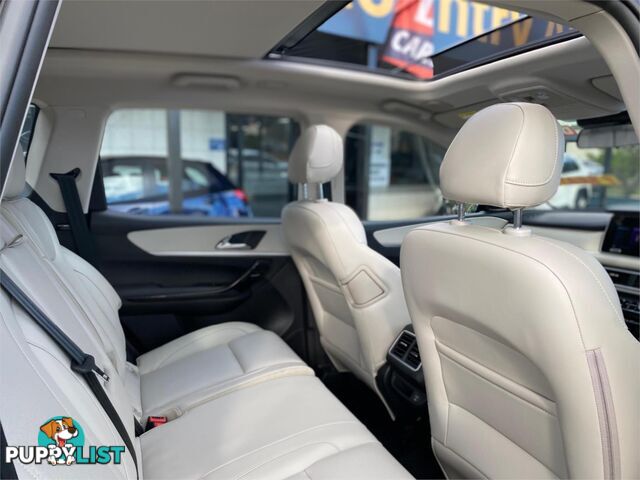 2023 MAHINDRA XUV700  AX7L WAGON