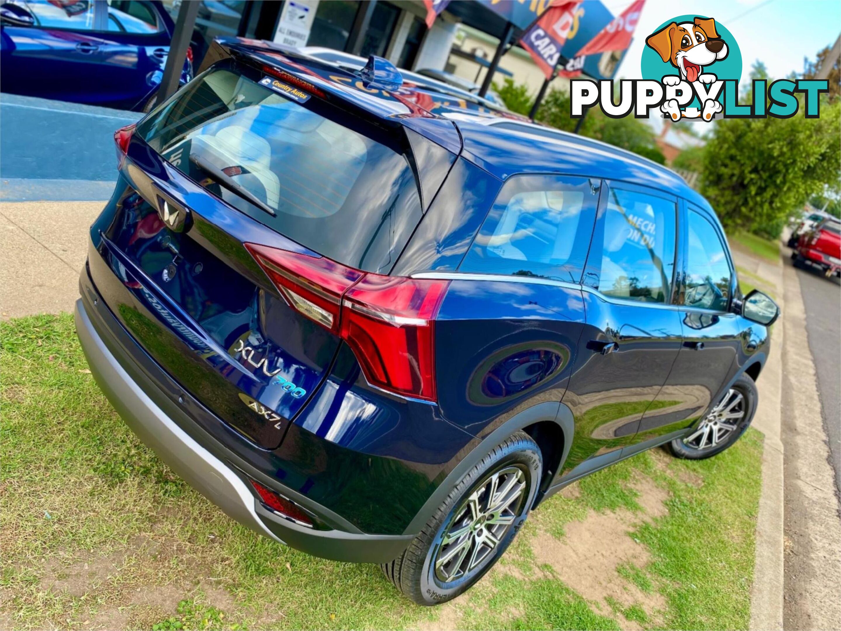 2023 MAHINDRA XUV700  AX7L WAGON