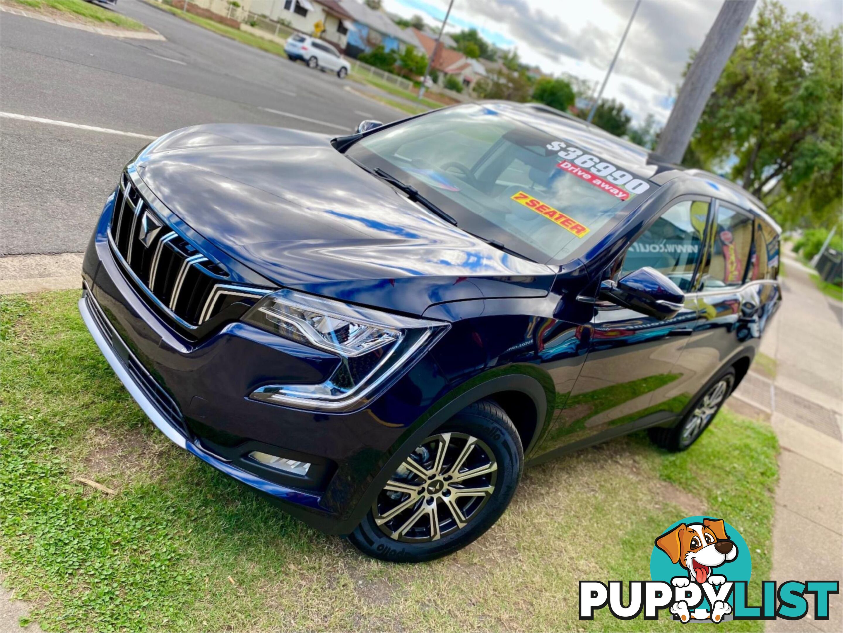 2023 MAHINDRA XUV700  AX7L WAGON