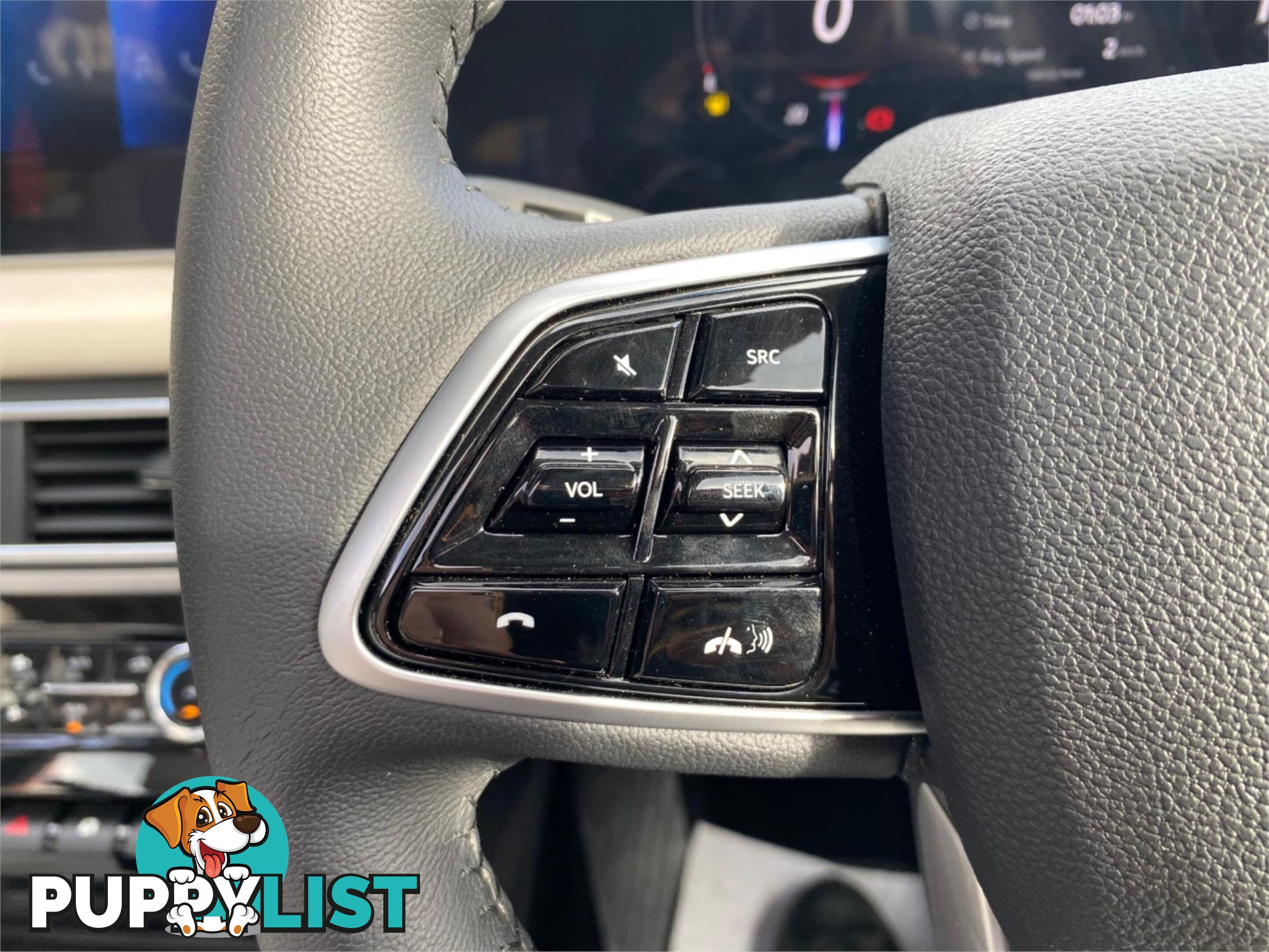 2023 MAHINDRA XUV700  AX7L WAGON
