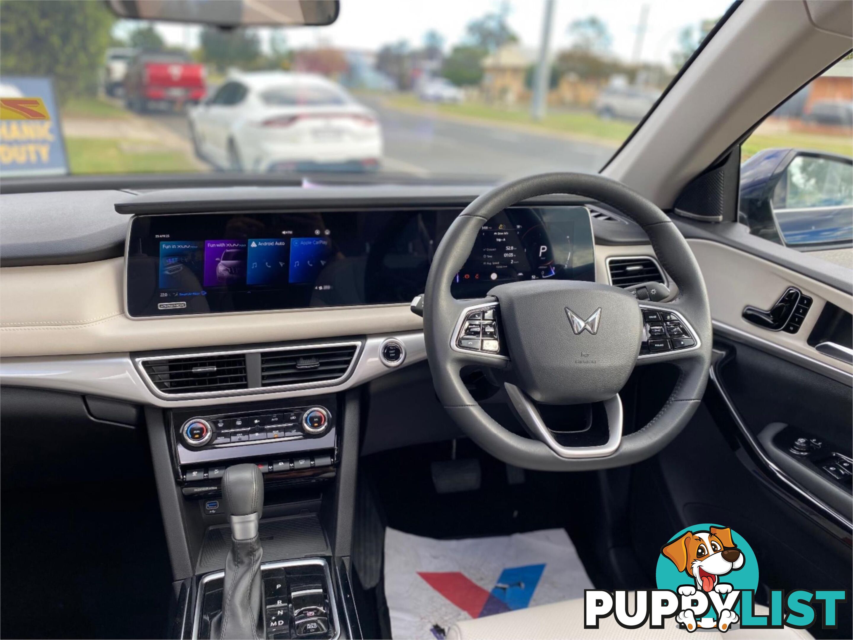 2023 MAHINDRA XUV700  AX7L WAGON