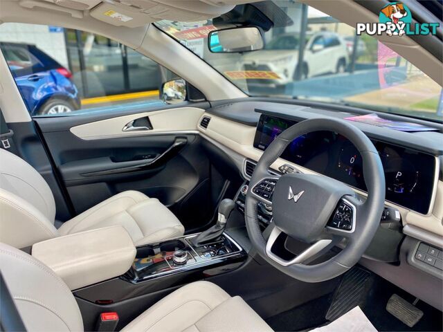 2023 MAHINDRA XUV700  AX7L WAGON