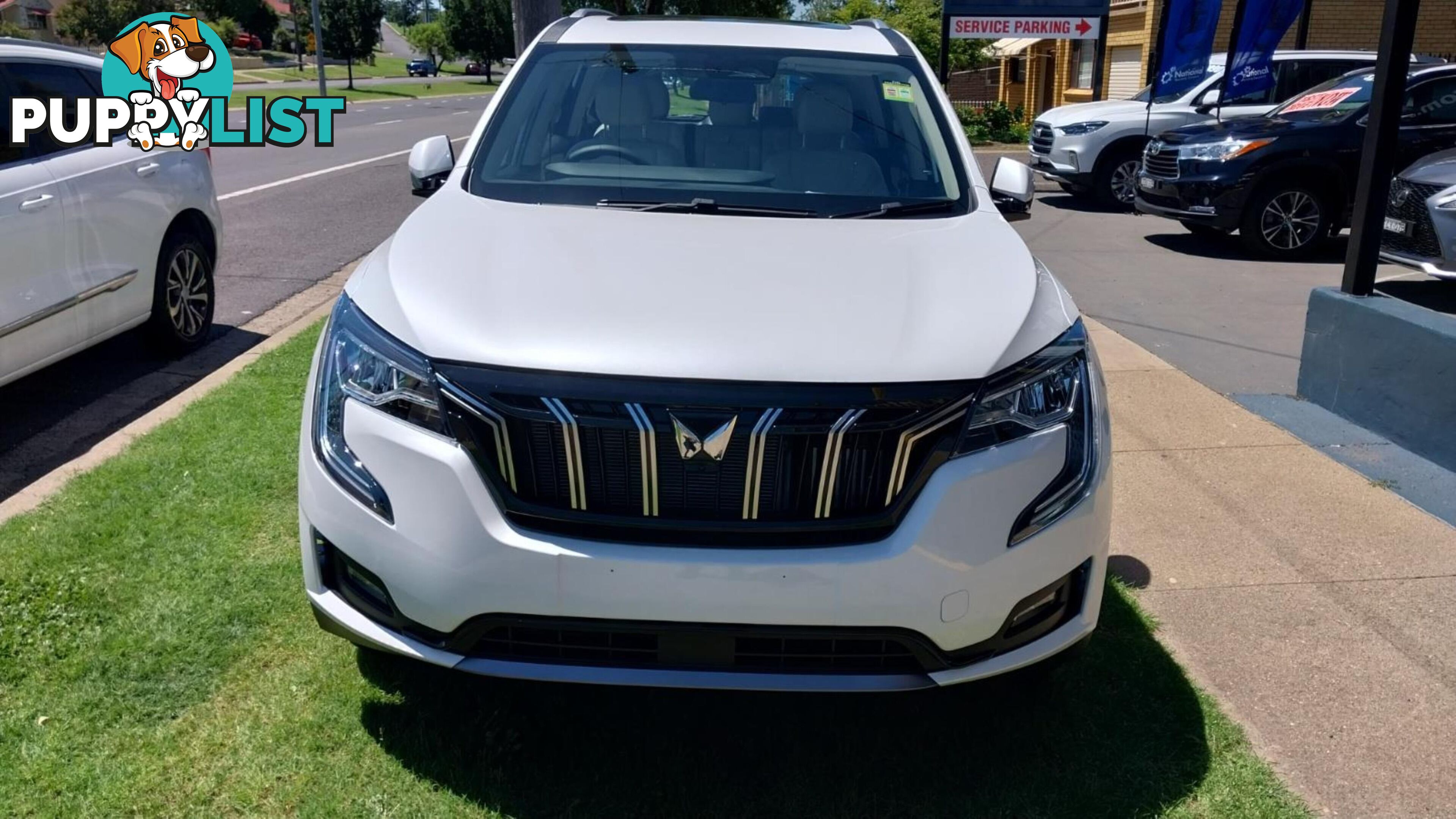 2023 MAHINDRA XUV700  AX7L WAGON