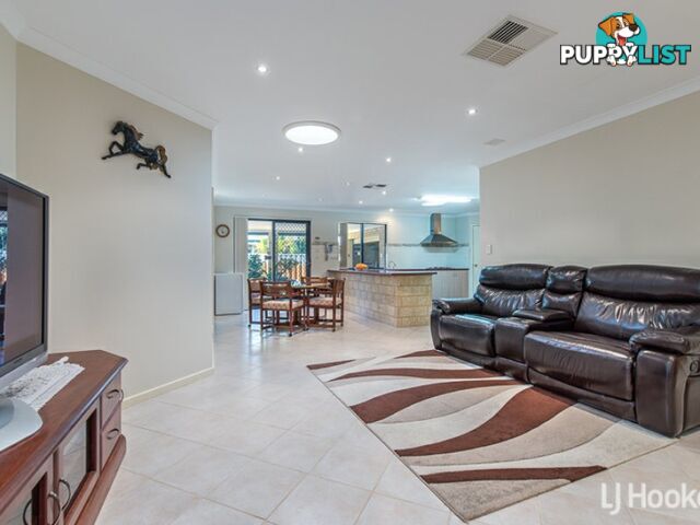 5 Orchid Pass THORNLIE WA 6108