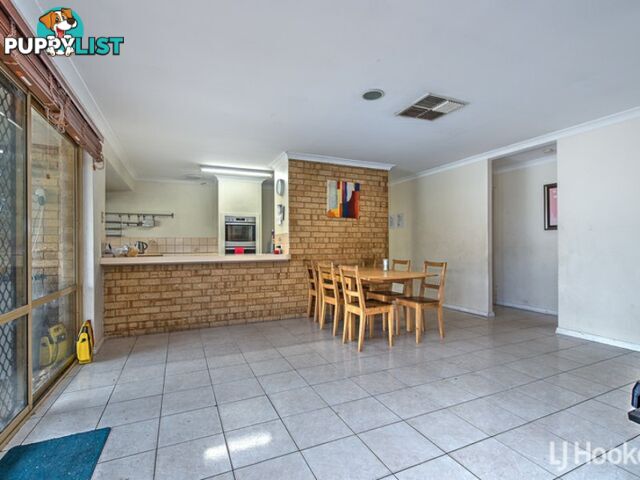 14 Dampier Court THORNLIE WA 6108