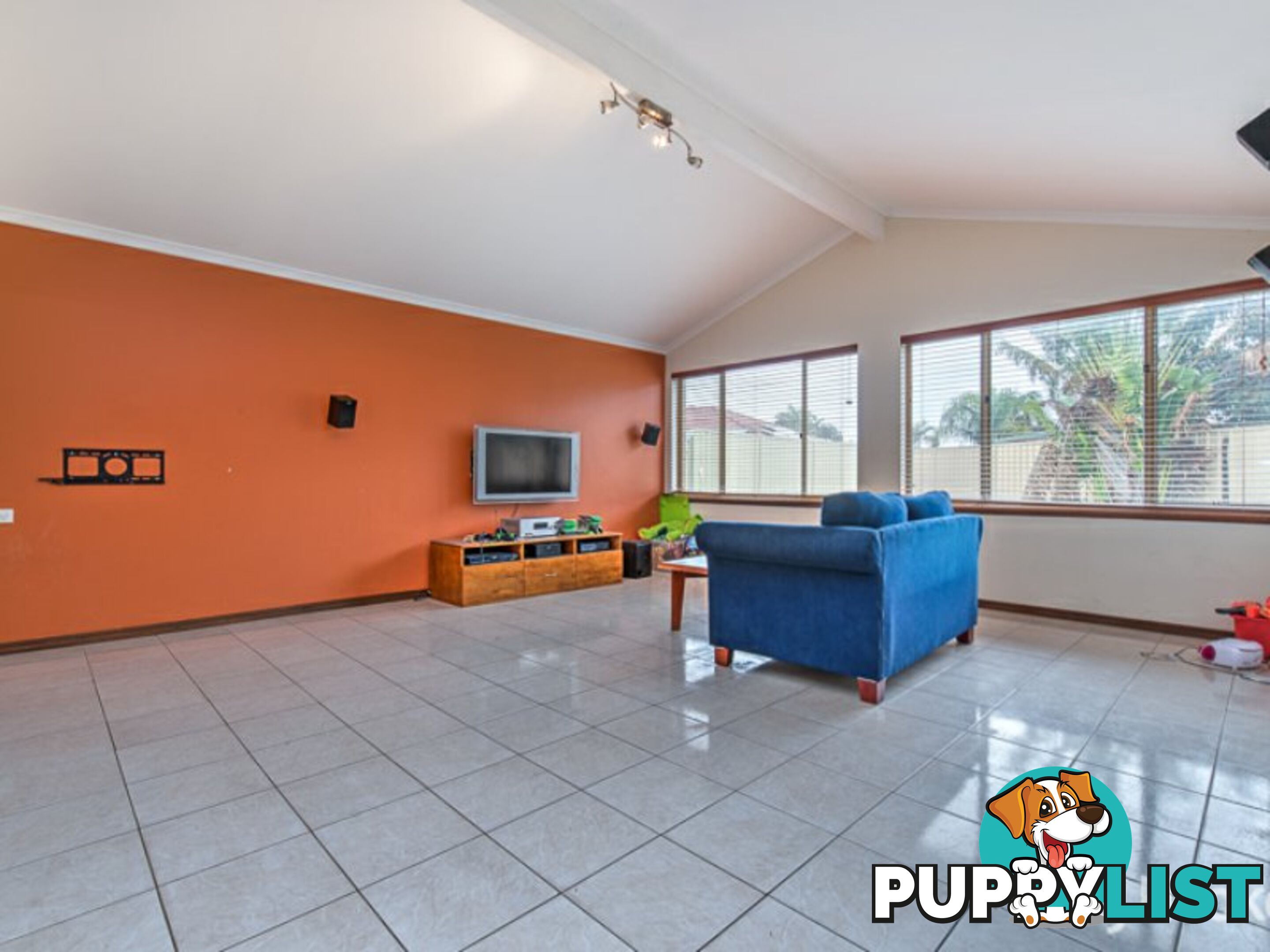 14 Dampier Court THORNLIE WA 6108